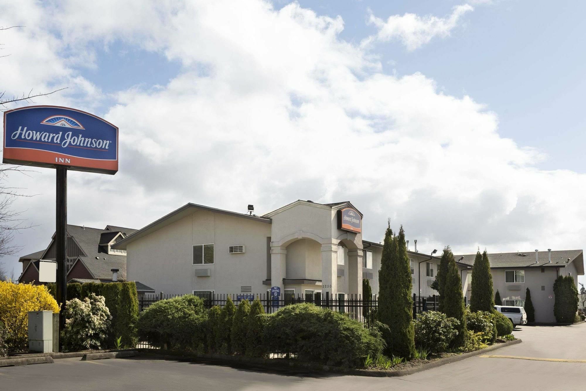 Howard Johnson By Wyndham Salem Eksteriør billede